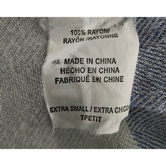 Rails Long Sleeve Button Down Shirt with Back Inverted Pleat, Blue/Cream, Sz XS - Picture 7 of 7